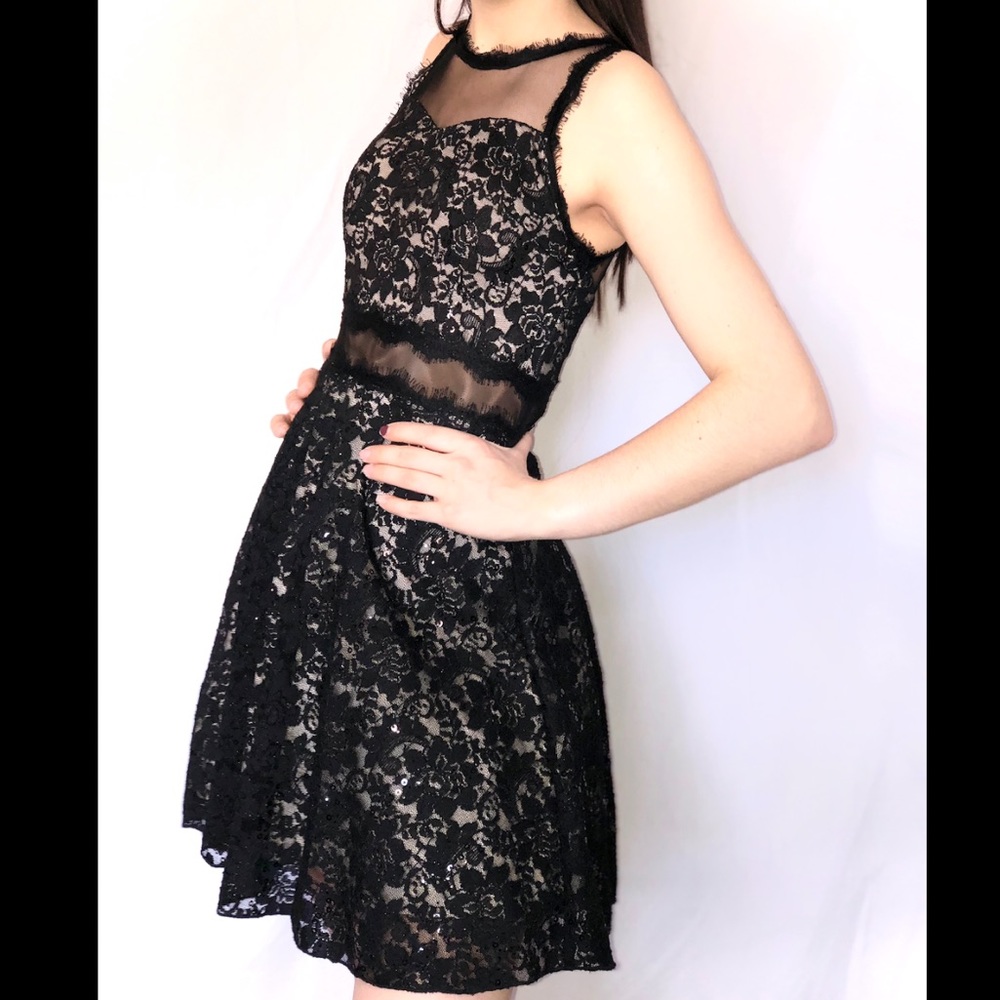 XTRAORDINARY Black & Tan lace mini dress w sequins